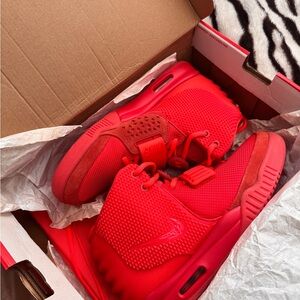 Nike Red October High-Top Sneakers sz9.5